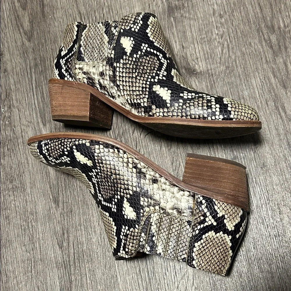 Madewell Snakeskin Leather Ankle Boots Size 7 Western Block Heel Booties - Picture 3 of 7